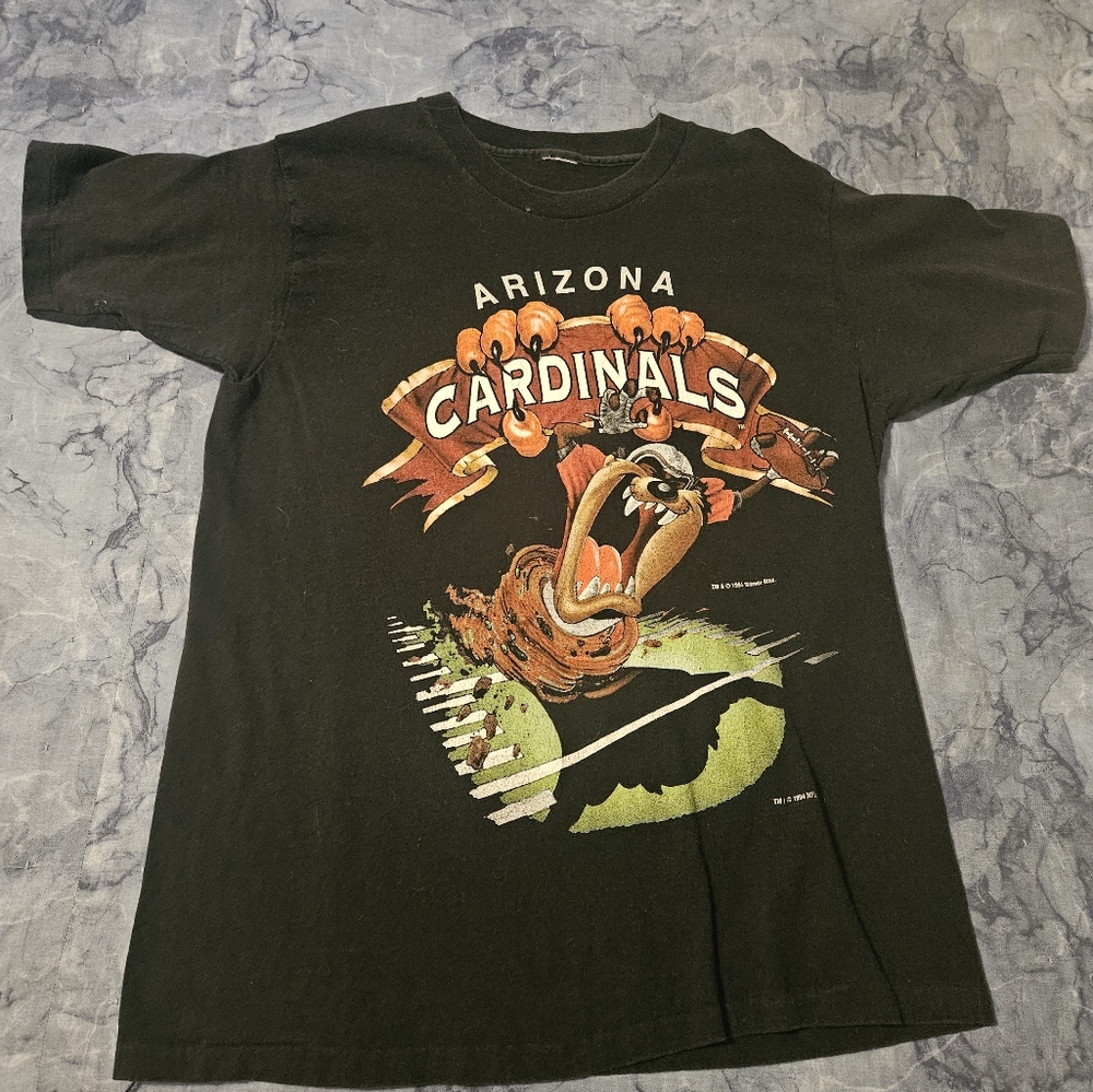 Cardinals taz black shirt, tag removed not 100% sure of size